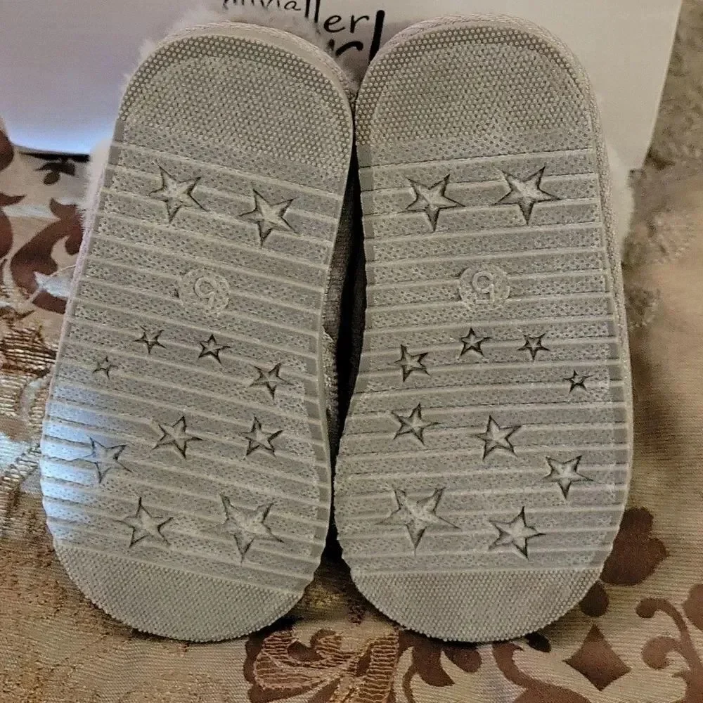 BRAND NEW OLIVIA MILLER  BUTTERFLY TODDLER GIRLS BOOT